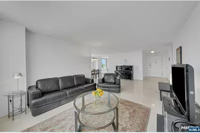 1600 Parker Avenue 5G #5G, Fort Lee, NJ 07024 - Photo 9