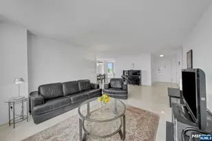1600 Parker Ave 5G, Fort Lee, NJ 07024 - Photo 9