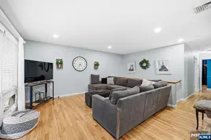 4 Park Pl, Pompton Lakes, NJ 07442 - Photo 7