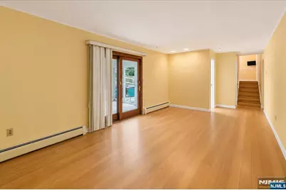 42 Aberdeen Avenue, Wayne, NJ 07470 - Photo 9