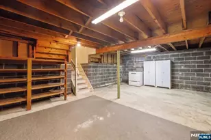42 Aberdeen Ave, Wayne, NJ 07470 - Photo 27