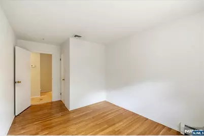 42 Aberdeen Avenue, Wayne, NJ 07470 - Photo 21