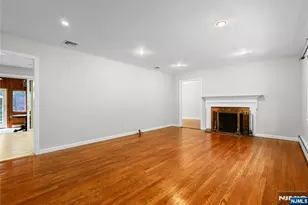 16 Dater Ln, Saddle River, NJ 07458 - Photo 3