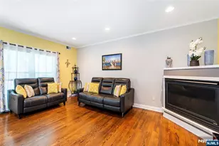 1080 Quigley Ct, Teaneck Township, NJ 07666 - Photo 21