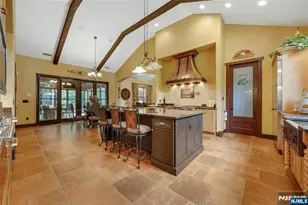 900 Laurie Ln, Franklin Lakes, NJ 07417 - Photo 17