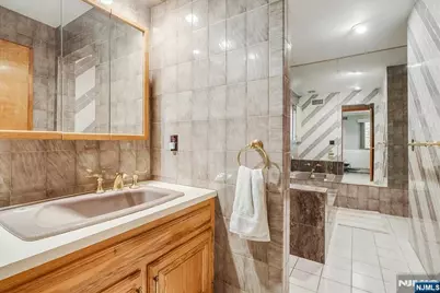 95 Wendt Lane, Wayne, NJ 07470 - Photo 13
