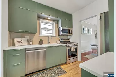 148 Essex Avenue, Glen Ridge, NJ 07028 - Photo 25