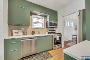 148 Essex Ave, Glen Ridge, NJ 07028 - Photo 25