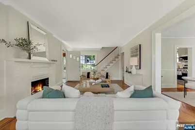 148 Essex Avenue, Glen Ridge, NJ 07028 - Photo 13