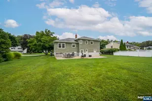19 Andover Dr, Wayne, NJ 07470 - Photo 21