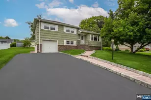 19 Andover Dr, Wayne, NJ 07470 - Photo 19
