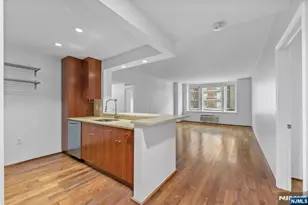 3103 City Pl, Edgewater, NJ 07020 - Photo 7