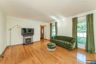 43 Bisset Dr, West Milford, NJ 07480 - Photo 7