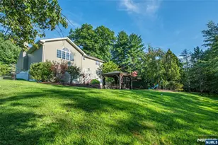 43 Bisset Dr, West Milford, NJ 07480 - Photo 31