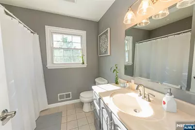 43 Bisset Drive, West Milford, NJ 07480 - Photo 23