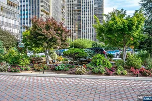 300 Winston Dr 2912, Cliffside Park, NJ 07010 - Photo 5