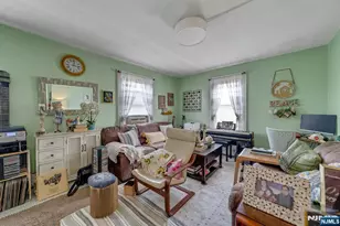 216 Irving Pl, Lyndhurst Township, NJ 07071 - Photo 3