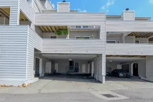 727 Mainsail Ln 727, Secaucus, NJ 07094 - Photo 21