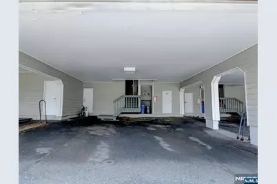 727 Mainsail Lane 727 #727, Secaucus, NJ 07094 - Photo 25