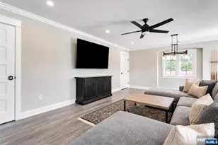 1074 Colfax Ave, Pompton Lakes, NJ 07442 - Photo 17