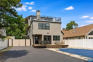 1074 Colfax Ave, Pompton Lakes, NJ 07442 - Photo 37