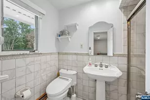 31 Surrey Dr, Wayne, NJ 07470 - Photo 27