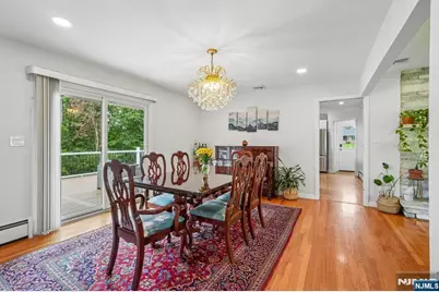 31 Surrey Drive, Wayne, NJ 07470 - Photo 9