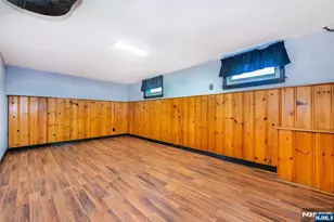 98 Tuella Ave, Elmwood Park, NJ 07407 - Photo 17