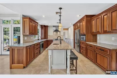6 Park Lane, Jefferson Township, NJ 07438 - Photo 13