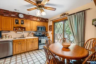 301 Raymond St, Hillsdale, NJ 07642 - Photo 9