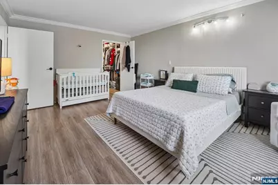 627 Harmon Cove Tower, Secaucus, NJ 07094 - Photo 9