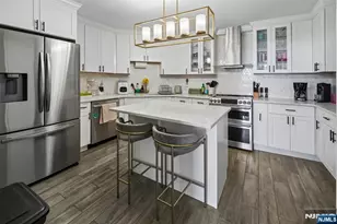 627 Harmon Cove Tower, Secaucus, NJ 07094 - Photo 5