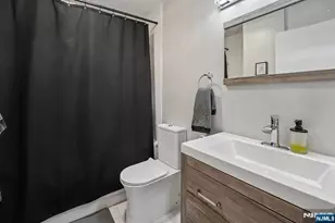 627 Harmon Cove Tower, Secaucus, NJ 07094 - Photo 15