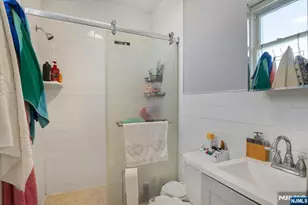 22 Tuttle St, Wallington, NJ 07057 - Photo 27