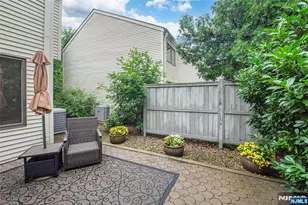 13 Stonegate Dr, Roseland, NJ 07068 - Photo 25