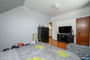 716 4th St, Lyndhurst Township, NJ 07071 - Photo 19