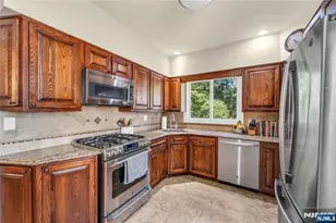 37 Kensington Ave, Norwood, NJ 07648 - Photo 9