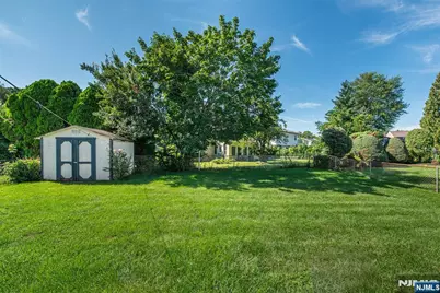 50 Plenge Drive, Belleville, NJ 07109 - Photo 23