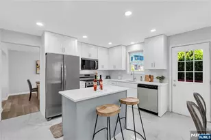 81 Crane St, Newark, NJ 07104 - Photo 11