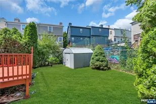 81 Crane St, Newark, NJ 07104 - Photo 27