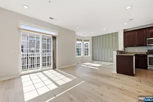 11 Wesmont Drive, Wood Ridge, NJ 07075 - Photo 9