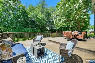885 Summit Ave, River Edge, NJ 07661 - Photo 11