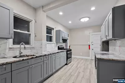 285 Amherst Street, East Orange, NJ 07018 - Photo 9
