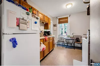 809 Park Avenue, River Edge, NJ 07661 - Photo 37
