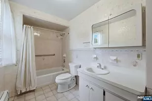305 Falmouth Ave, Elmwood Park, NJ 07407 - Photo 19