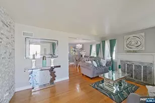 112 Elmwood Dr, Elmwood Park, NJ 07407 - Photo 17