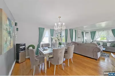 112 Elmwood Drive, Elmwood Park, NJ 07407 - Photo 27