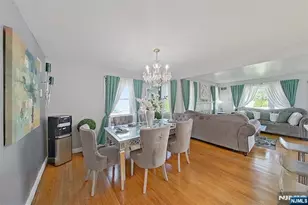 112 Elmwood Dr, Elmwood Park, NJ 07407 - Photo 25