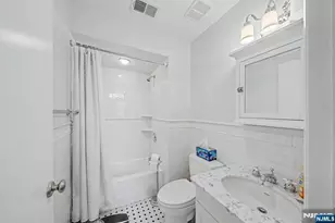 486 West St, Fort Lee, NJ 07024 - Photo 13