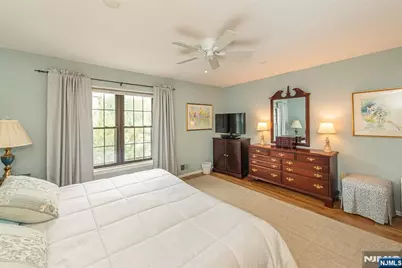 181 Long Hill Road, Little Falls Township, NJ 07424 - Photo 9